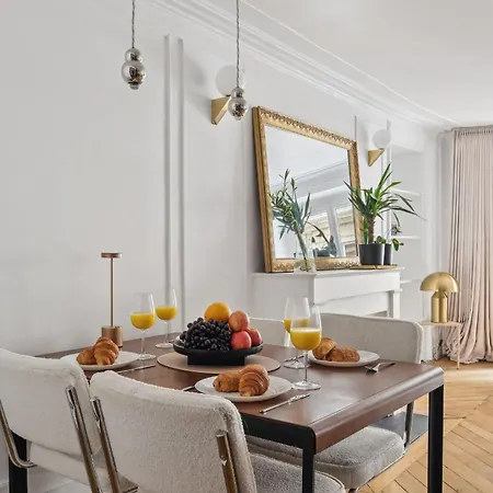 Bnbnova - Jardin Des Tuileries & Louvre Apartman *